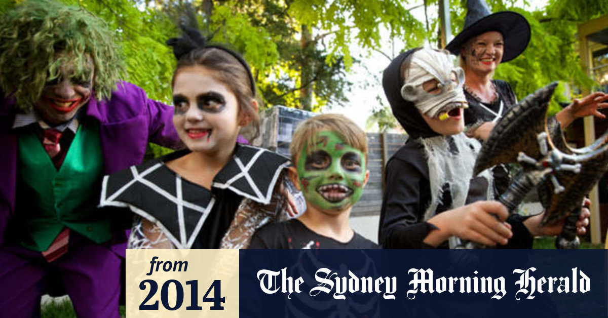 Halloween street party